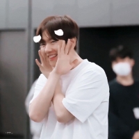 贝肯尼_baek